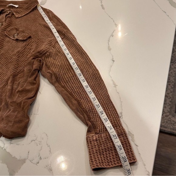 Zenana Thermal Button Down Shirt Womens Size L / XL Brown Cotton Waffle Stretch - Picture 8 of 10